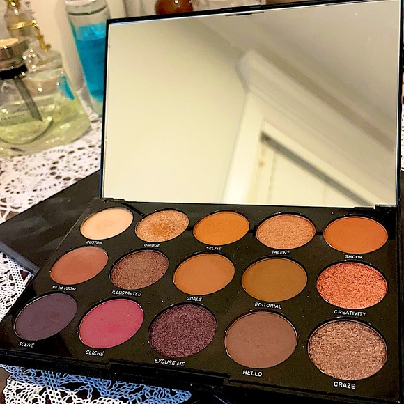 NWT🎨Morphe 15N Night Master Eyeshadow Palette - Picture 1 of 3